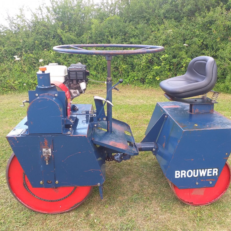 Brouwer Cricket/Turf Roller
