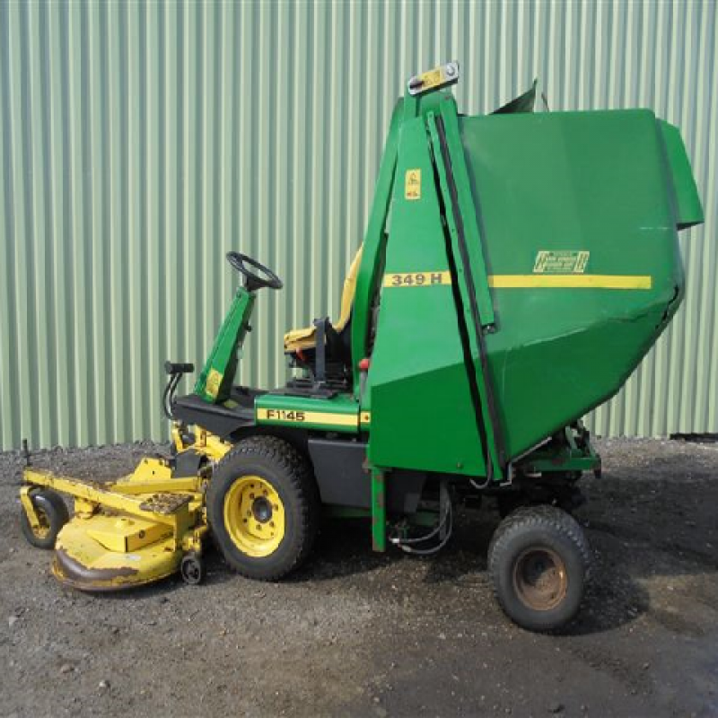 John Deere 1145 4x4 Mower